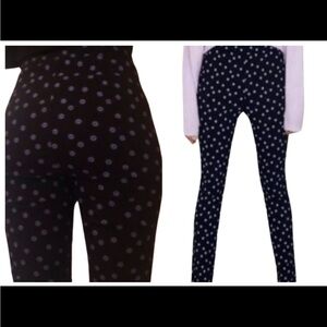 Zara Pants Flower Print High Waisted Stretch with side silver zipper. 27” inseam